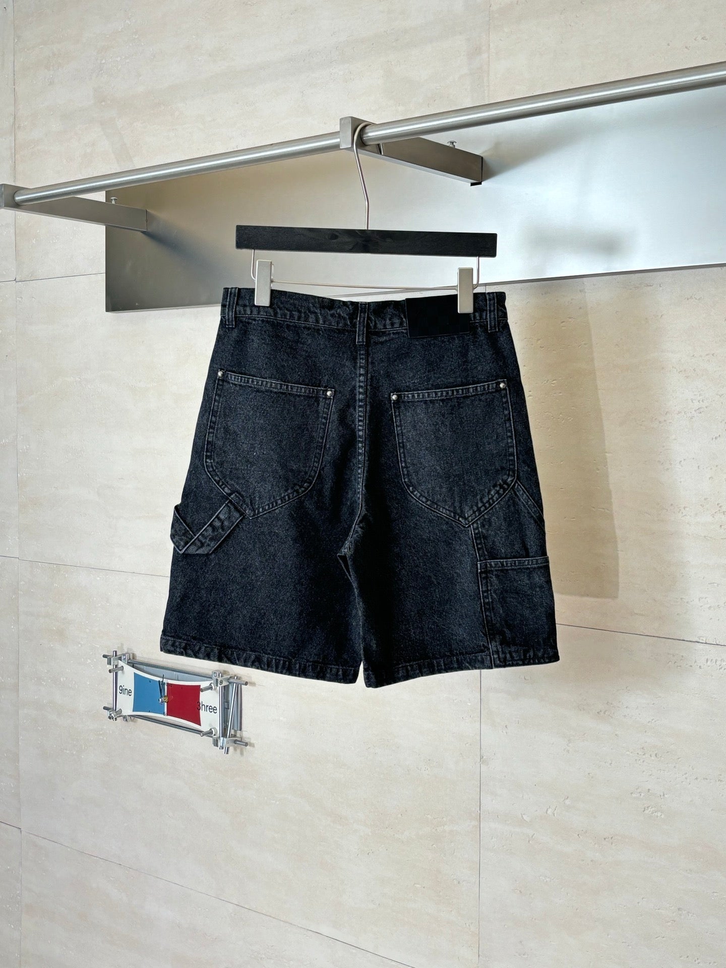 260428 New high-quality distressed and worn-out denim workwear shorts