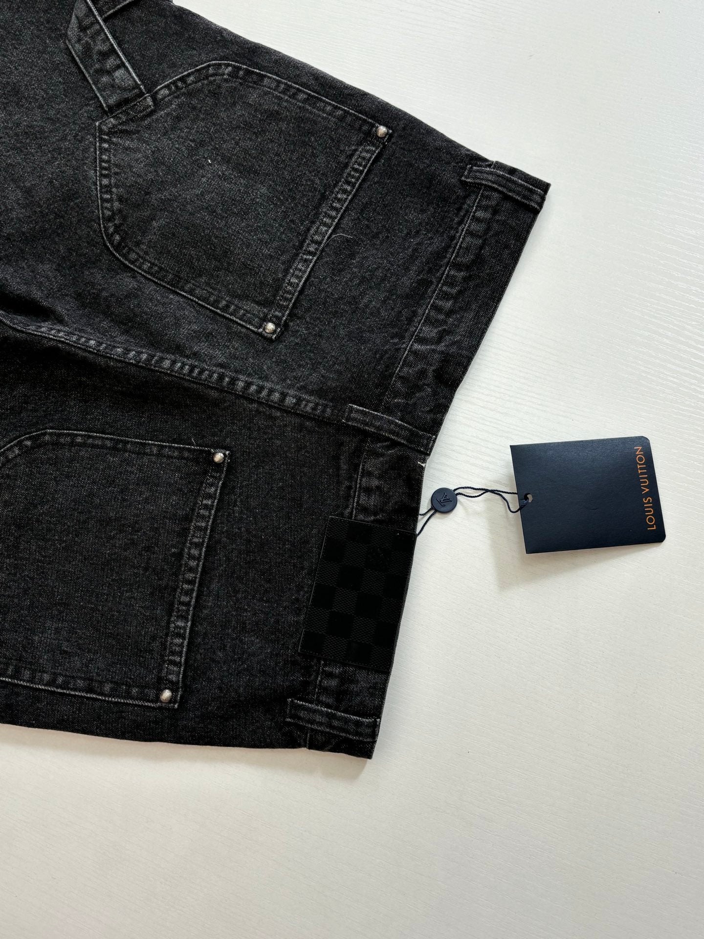 260428 New high-quality distressed and worn-out denim workwear shorts