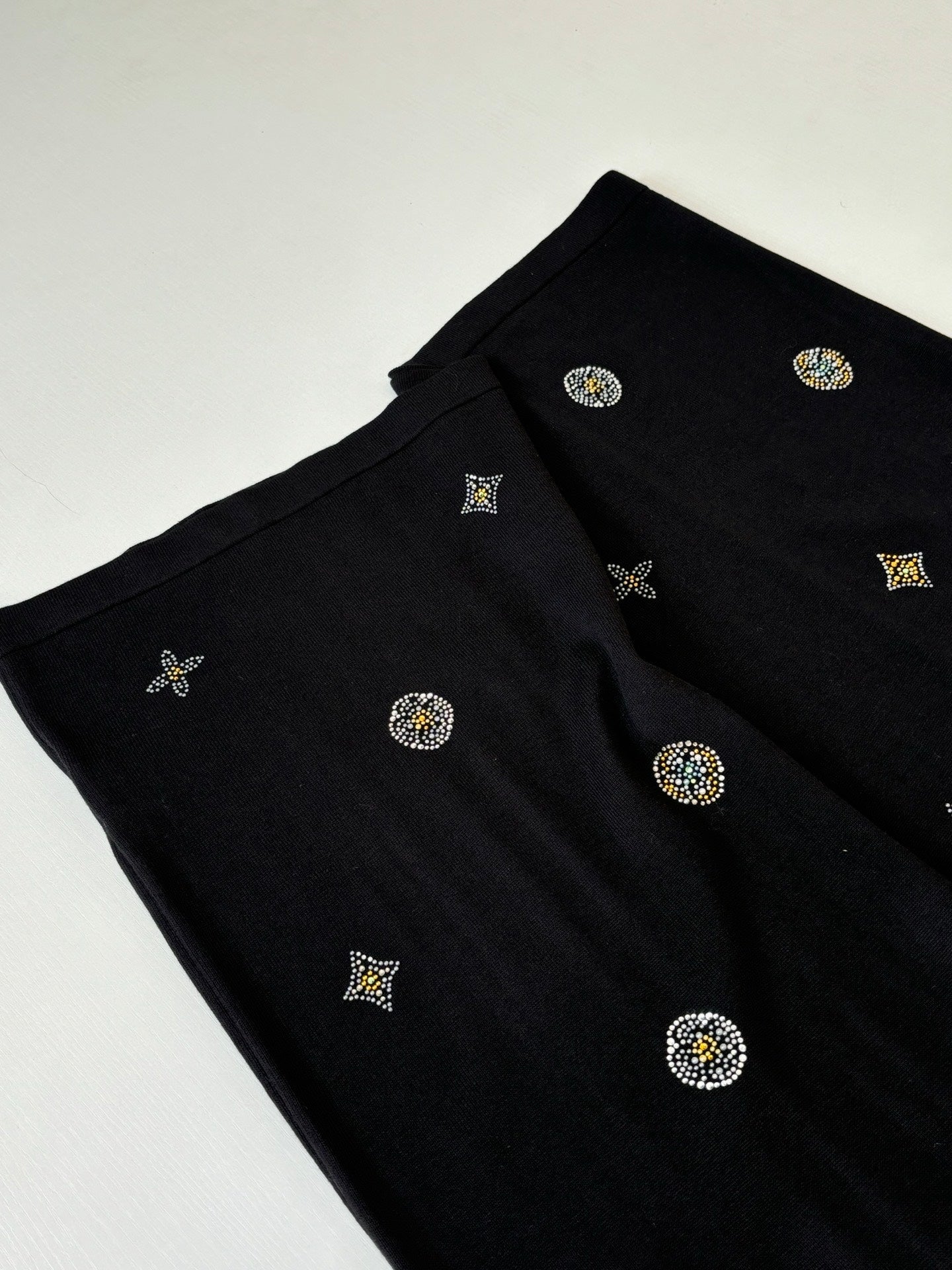 260428 New high-quality floral-patterned embroidered diamond T-shirt