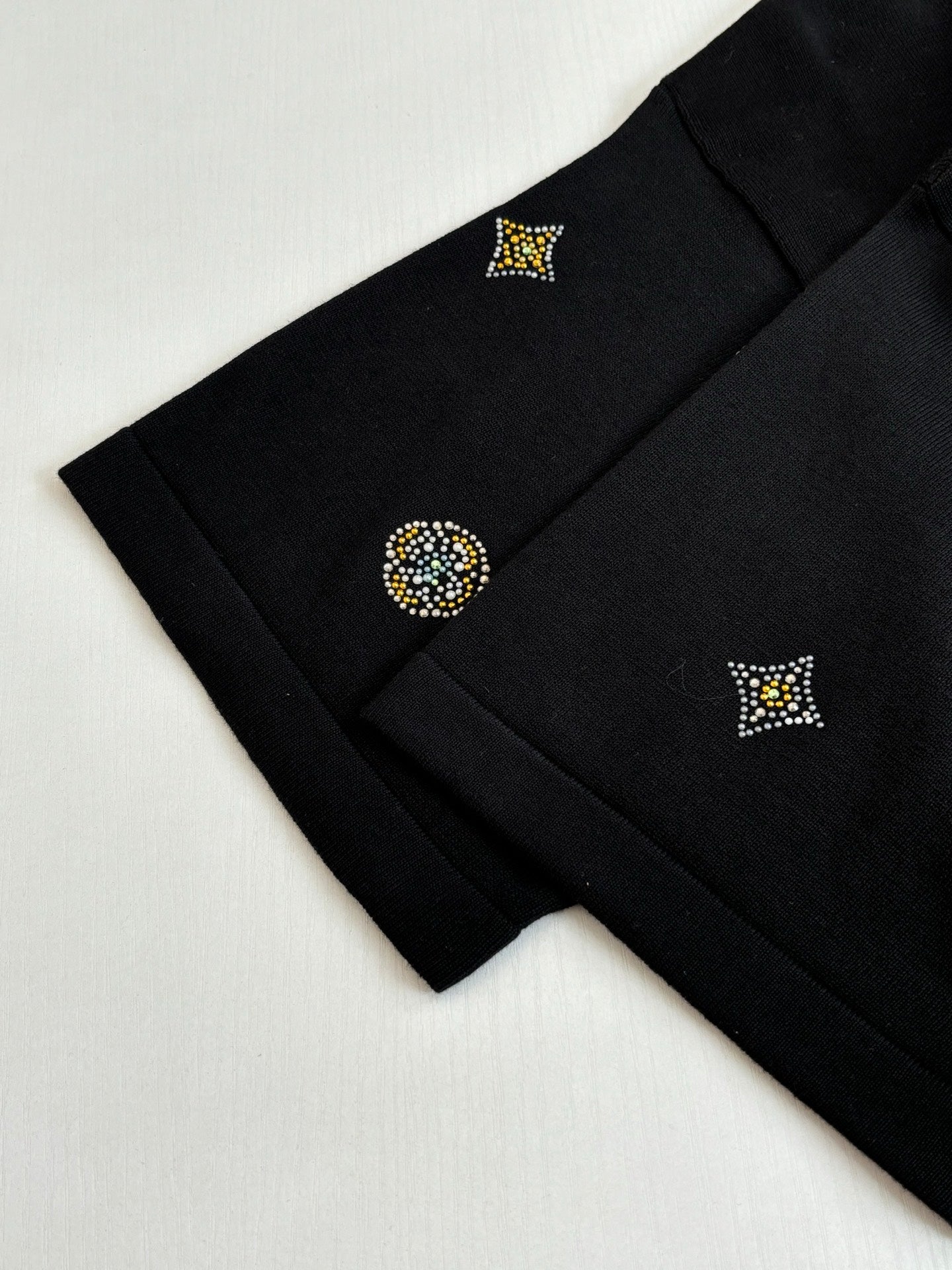 260428 New high-quality floral-patterned embroidered diamond T-shirt