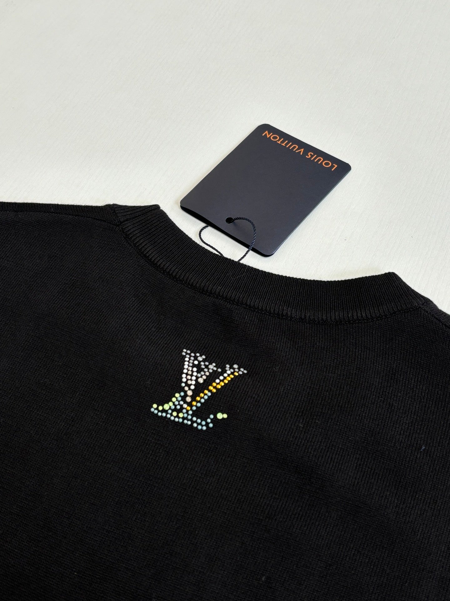 260428 New high-quality floral-patterned embroidered diamond T-shirt