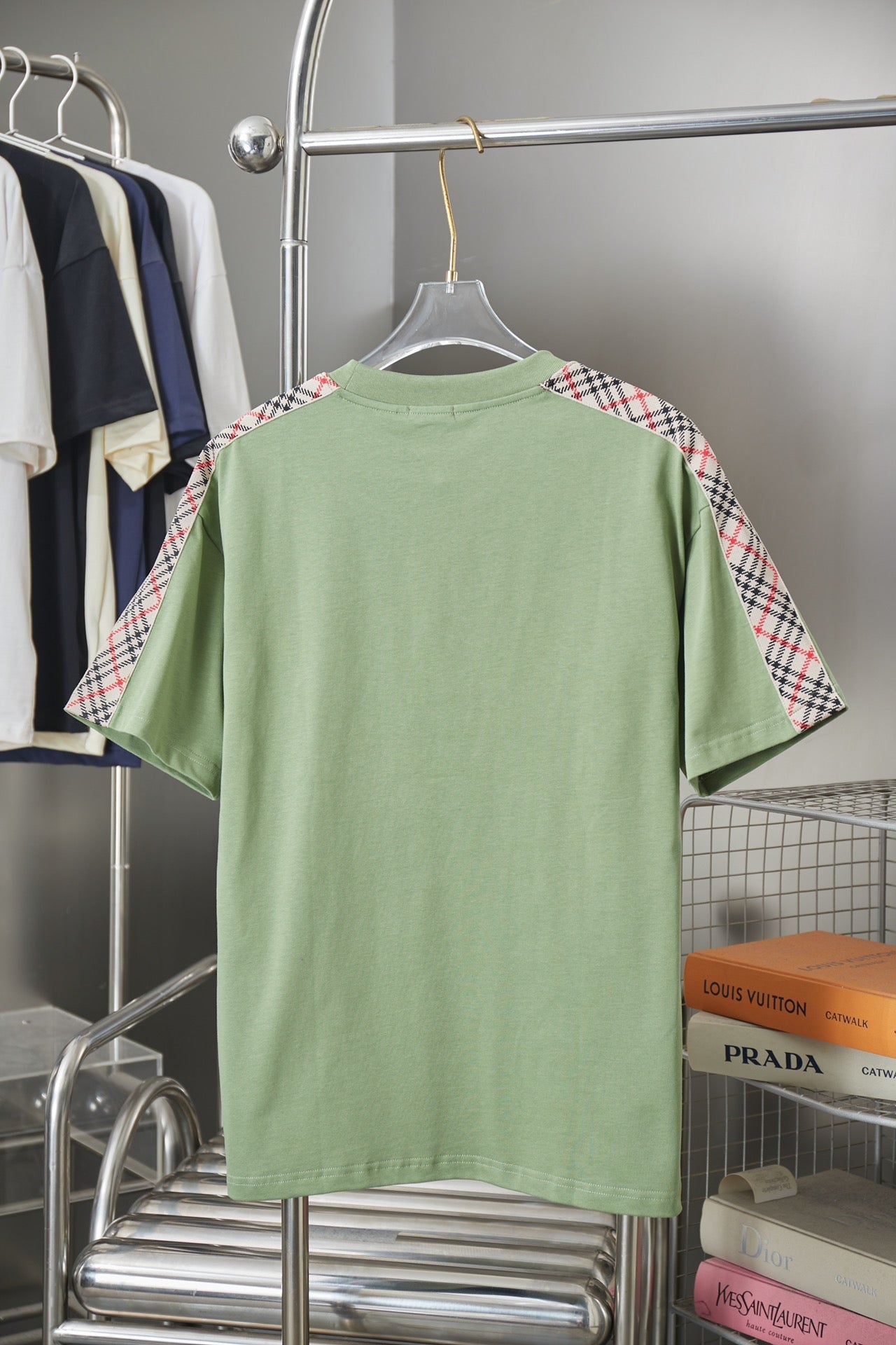 260506 New high-quality woven embroidery T-shirt for daily wear