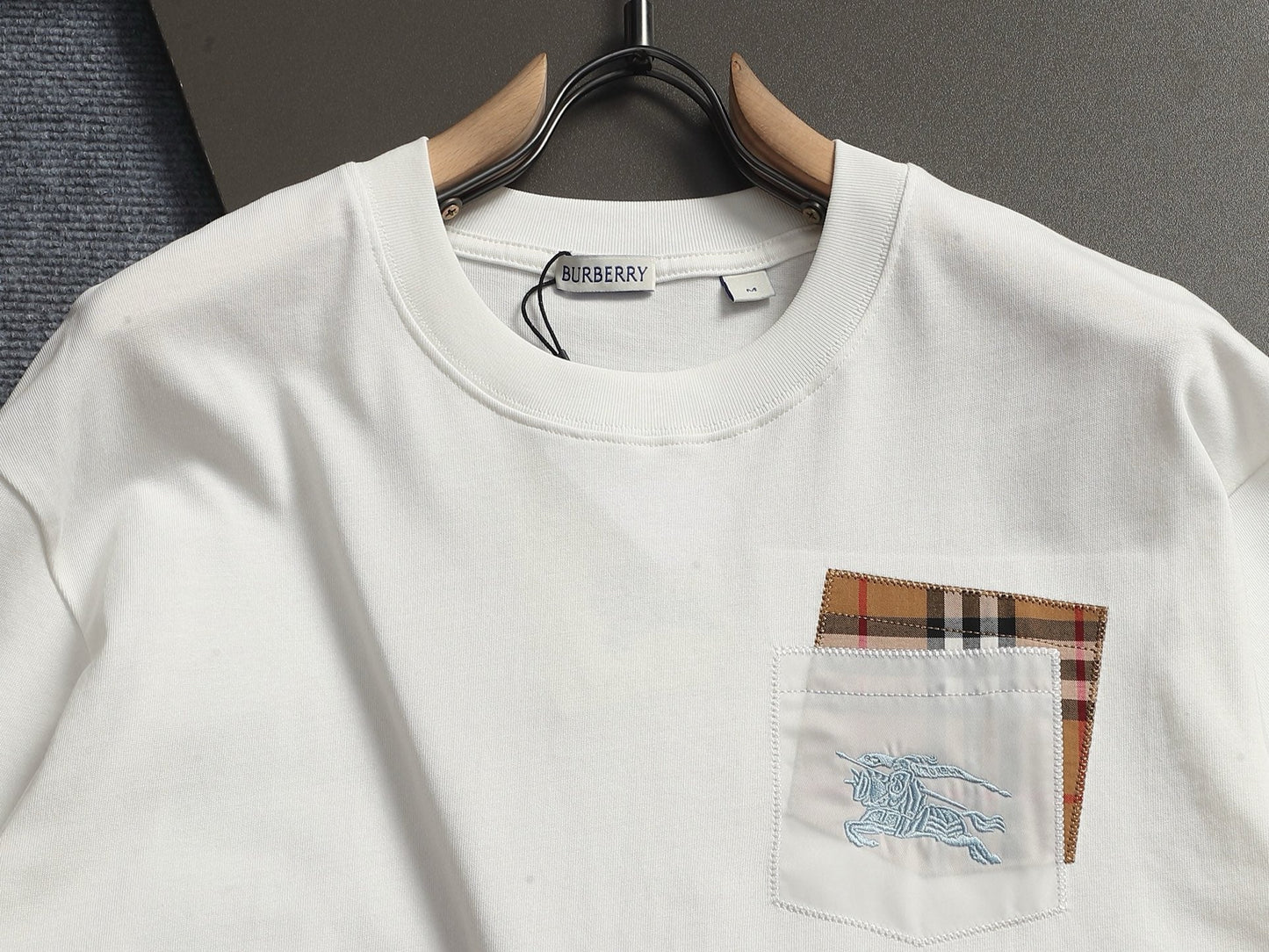 260506 New high-quality embroidered patch T-shirt