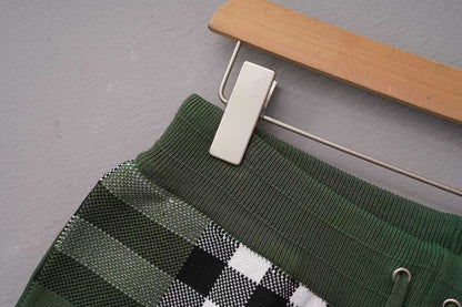 260506 New high-quality jacquard wool-spun cotton yarn checked woolen short pants