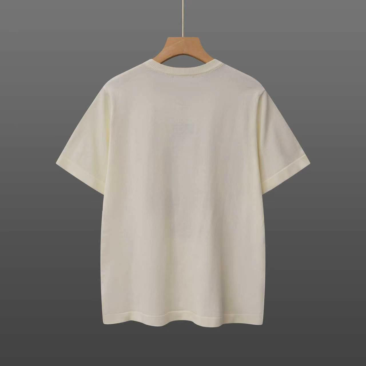 260506 New high-quality T-shirt featuring a duck pattern on the chest, made of a blend of wool and cotton yarn with a jacquard weave.