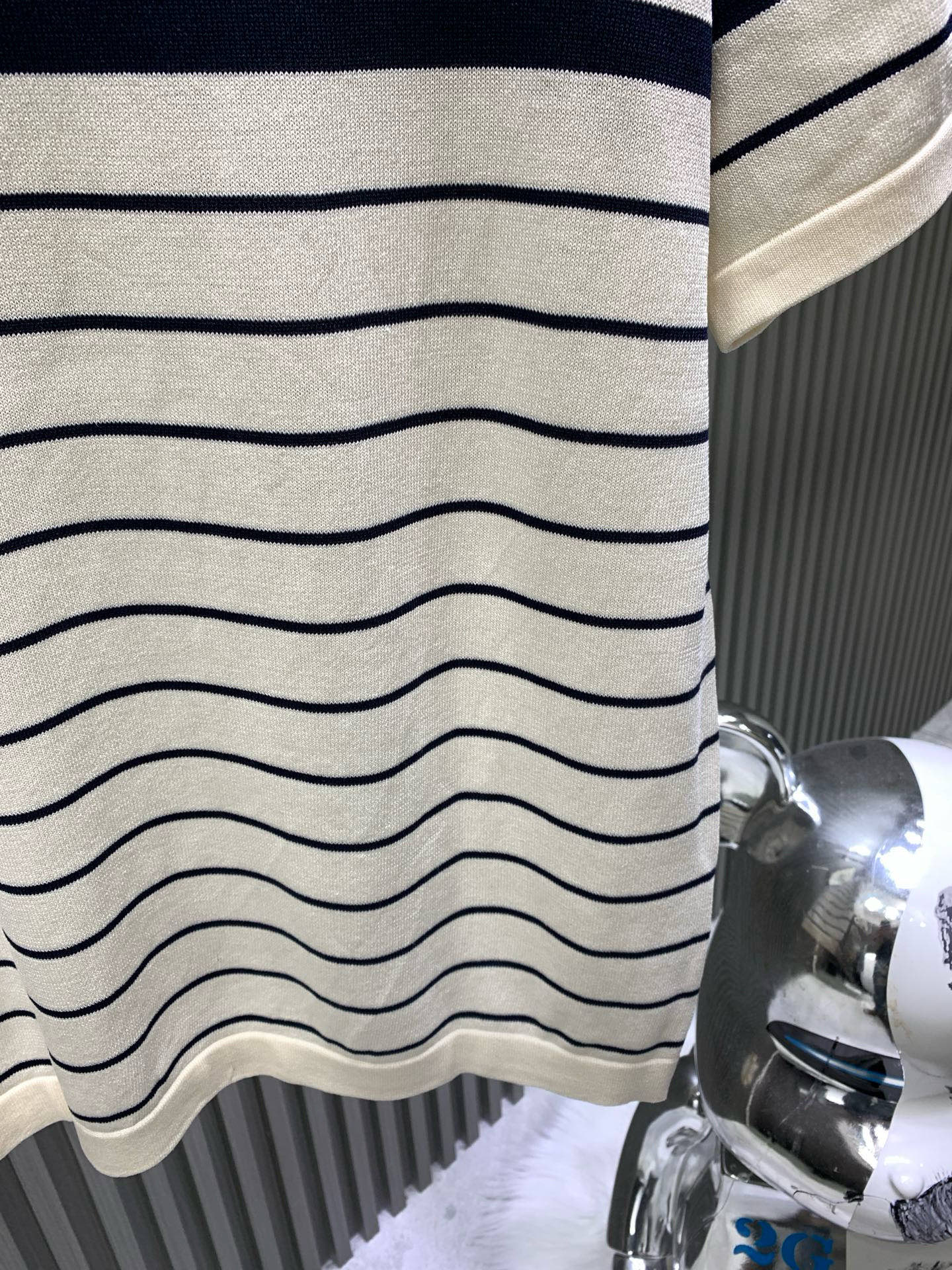 260506 New high-quality striped contrast knit polo shirt