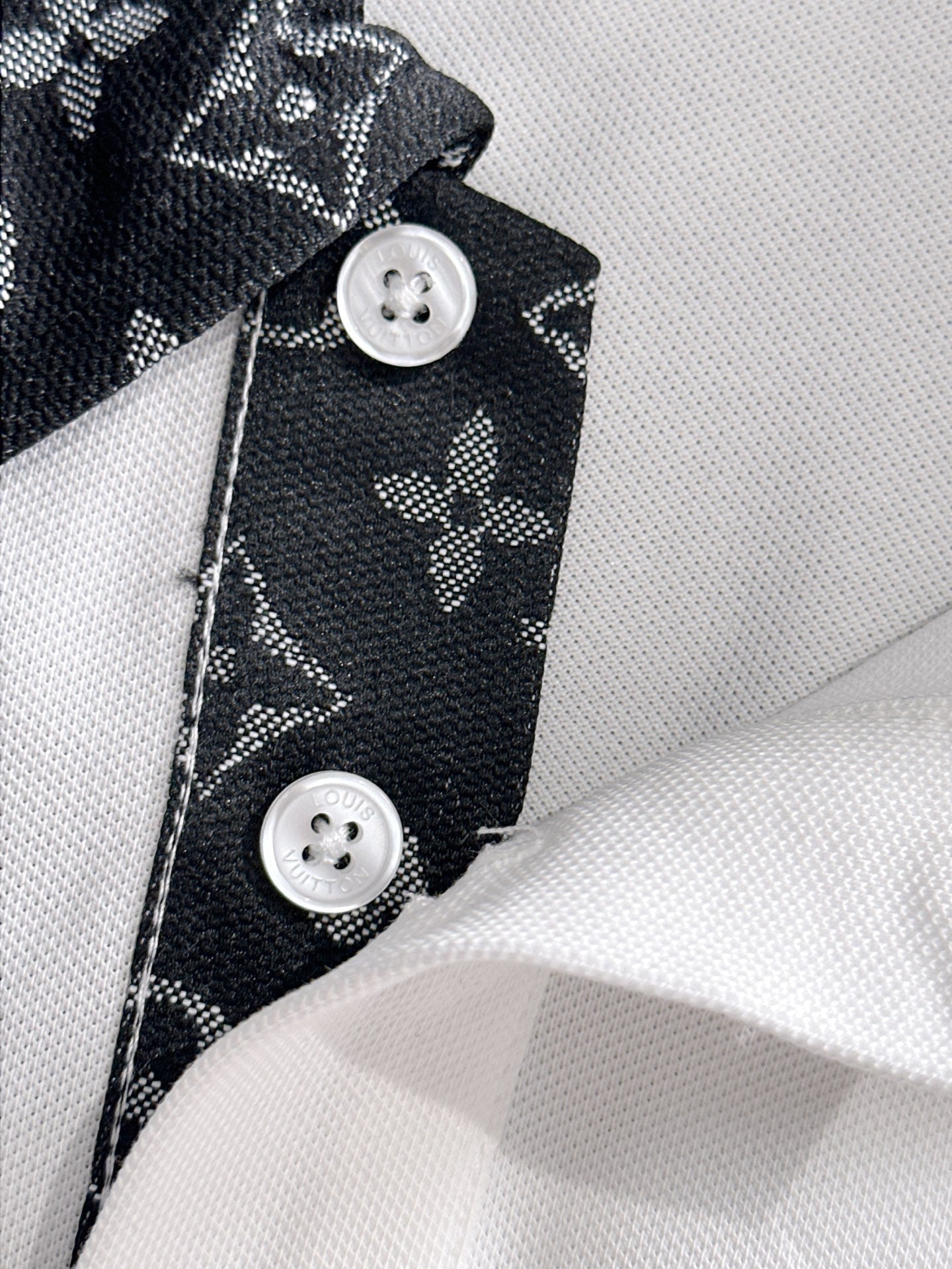 260511 New high-quality embroidered neckline jacquard patchwork design Polo shirt