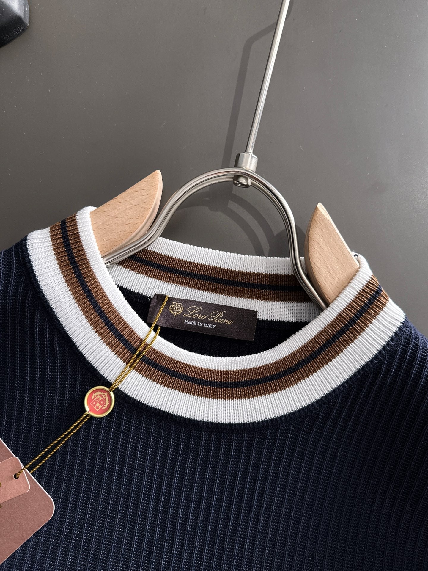 260511 New high-quality combed cotton yarn interwoven neckline knitted T-shirt