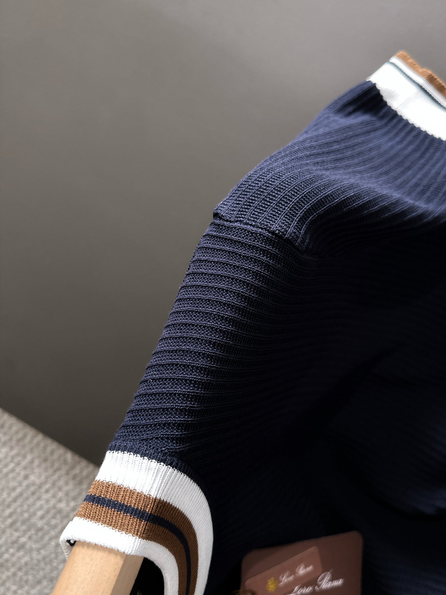 260511 New high-quality combed cotton yarn interwoven neckline knitted T-shirt