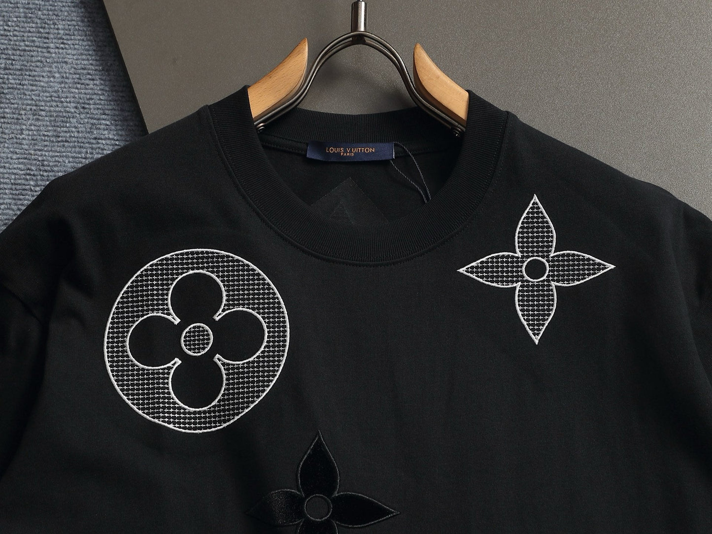 260511 New high-quality three-dimensional large embroidery T-shirt
