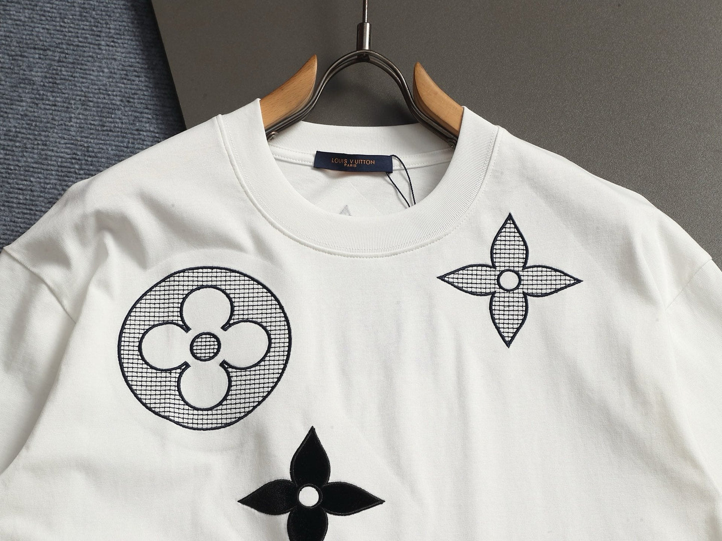 260511 New high-quality three-dimensional large embroidery T-shirt
