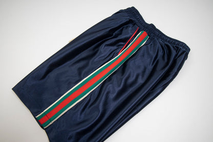 260511 New high-quality red and green striped velvet texture short pants