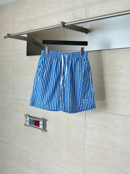260521 New high-quality blue and white striped casual shorts