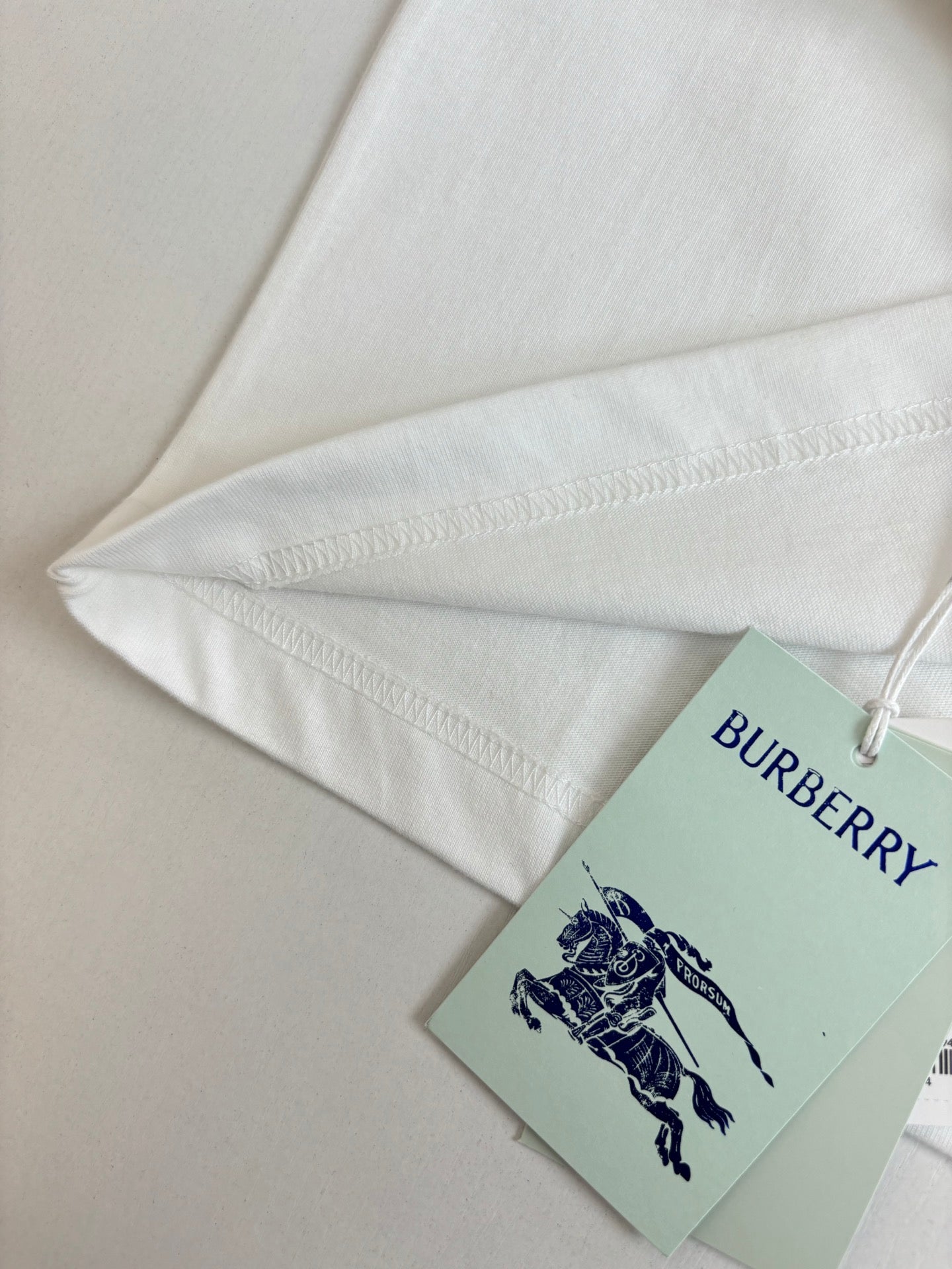 260521 New high-quality short-sleeved T-shirt with embroidered chest design