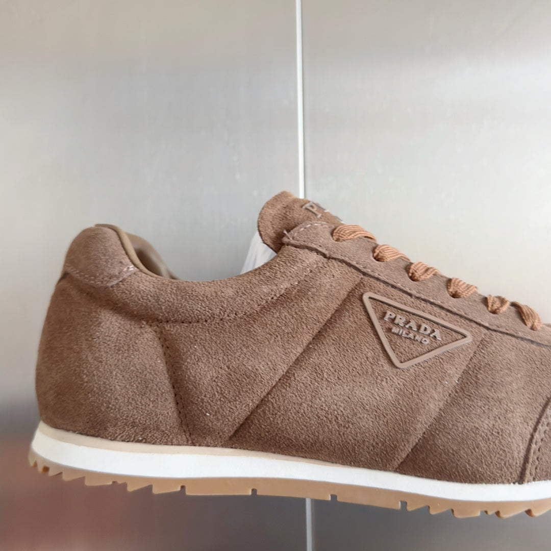 260521 New high-quality triangular logo outdoor fashion sports shoes