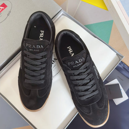 260521 New high-quality triangular logo outdoor fashion sports shoes