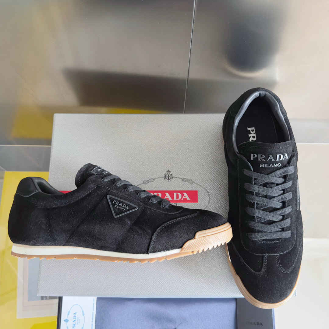260521 New high-quality triangular logo outdoor fashion sports shoes
