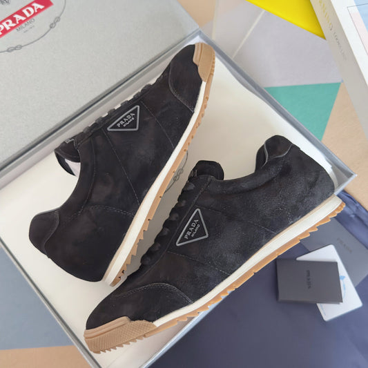 260521 New high-quality triangular logo outdoor fashion sports shoes