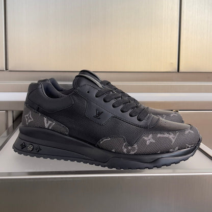 260521New high-quality and new-color outdoor fashion sports shoes