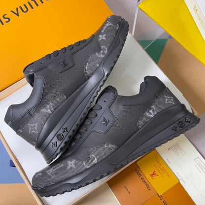 260521New high-quality and new-color outdoor fashion sports shoes