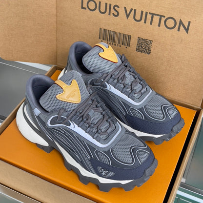 260521 New high-quality, soft and thick-soled outdoor sports shoes