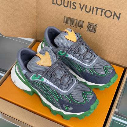 260521 New high-quality, soft and thick-soled outdoor sports shoes