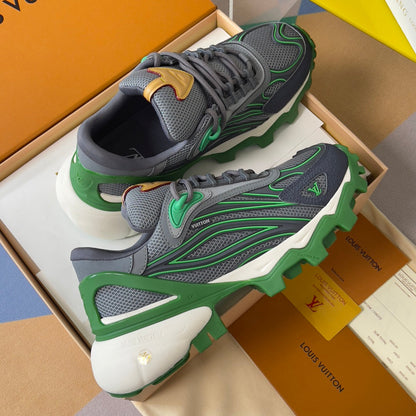 260521 New high-quality, soft and thick-soled outdoor sports shoes