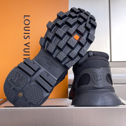 260521 New high-quality, soft and thick-soled outdoor sports shoes