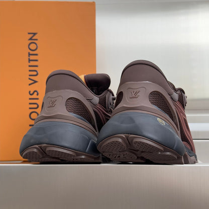 260521 New high-quality, soft and thick-soled outdoor sports shoes