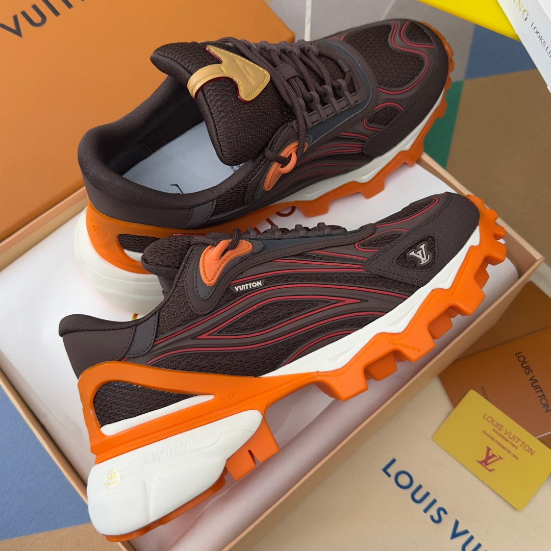 260521 New high-quality, soft and thick-soled outdoor sports shoes