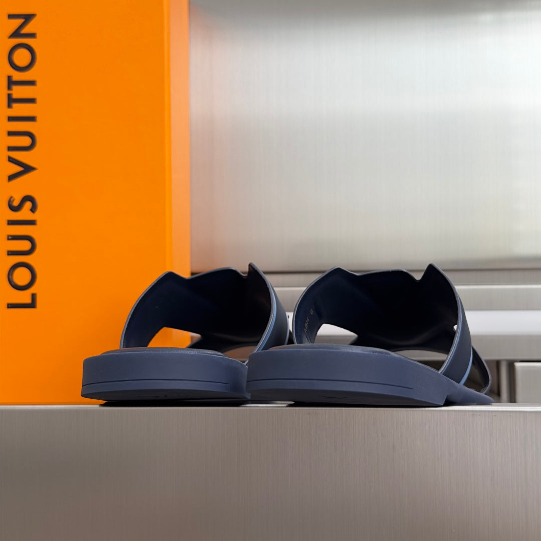 260521 New high-quality soft grain leather slippers