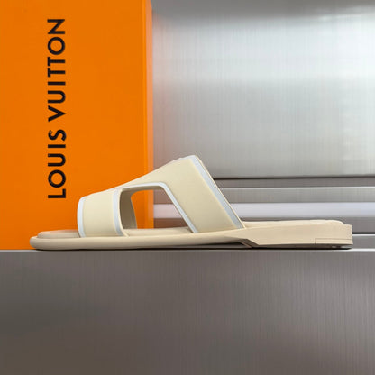 260521 New high-quality soft grain leather slippers
