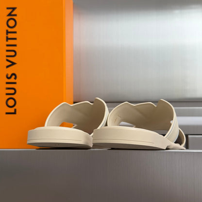 260521 New high-quality soft grain leather slippers