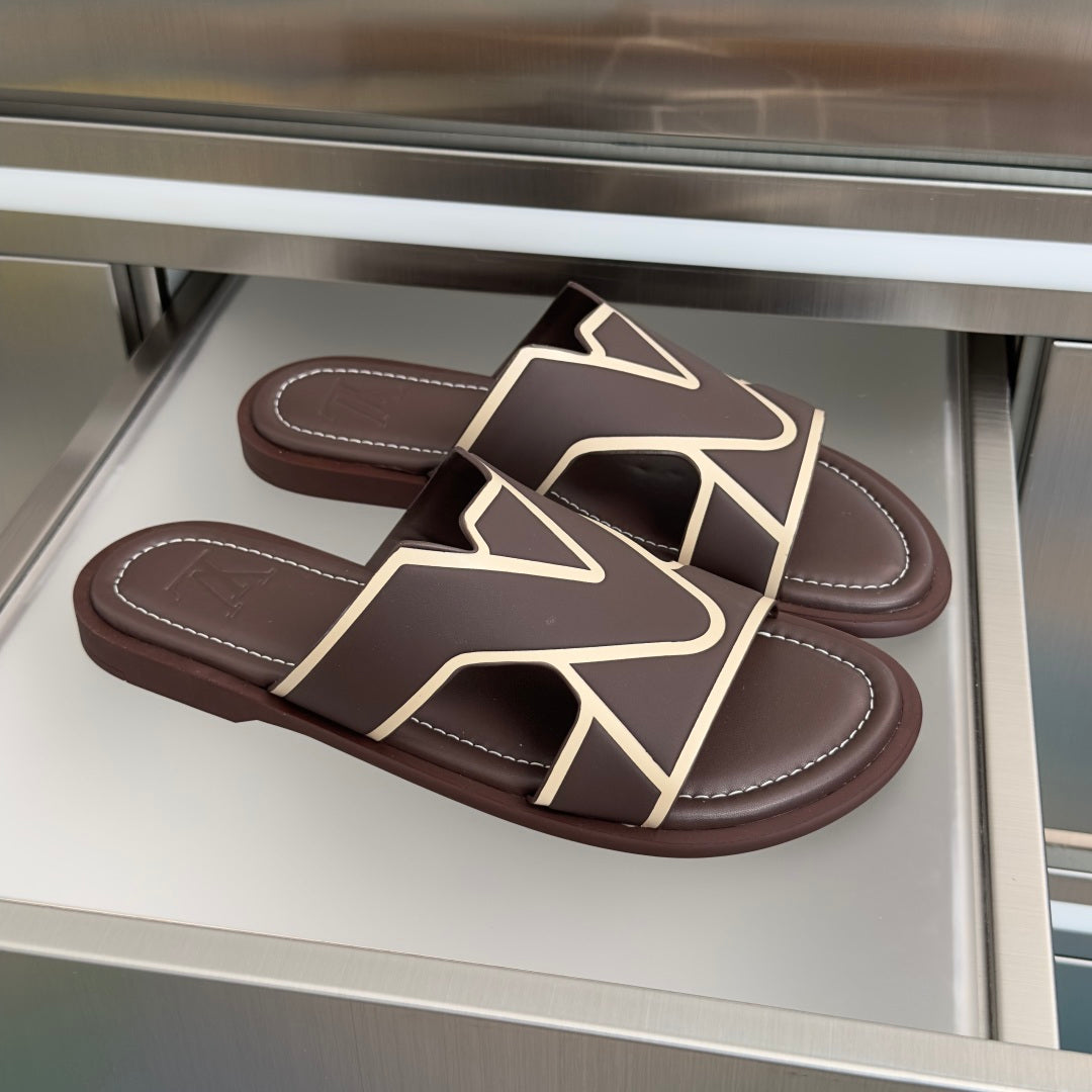 260521 New high-quality soft grain leather slippers