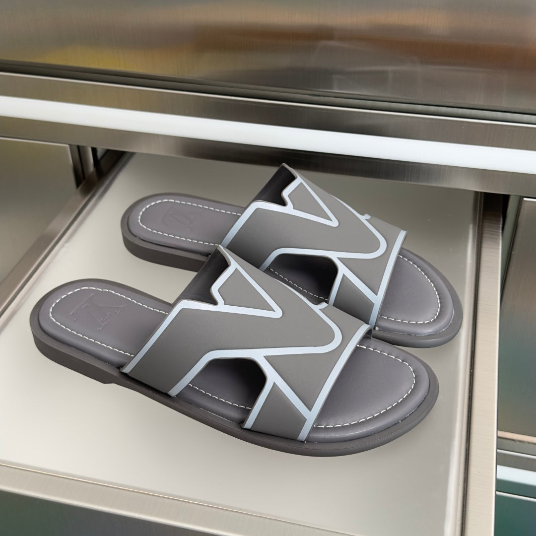 260521 New high-quality soft grain leather slippers