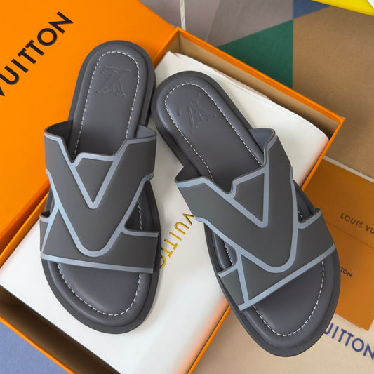 260521 New high-quality soft grain leather slippers