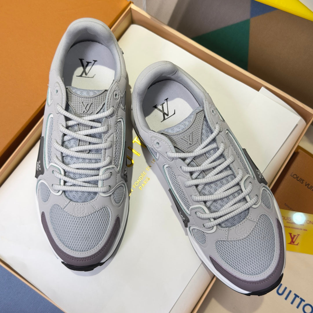 260526 New high-quality and new color knitted technological fabric sports shoes