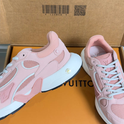 260526 New high-quality and new color knitted technological fabric sports shoes