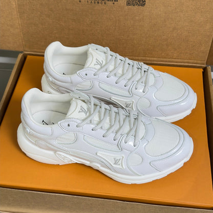 260526 New high-quality and new color knitted technological fabric sports shoes