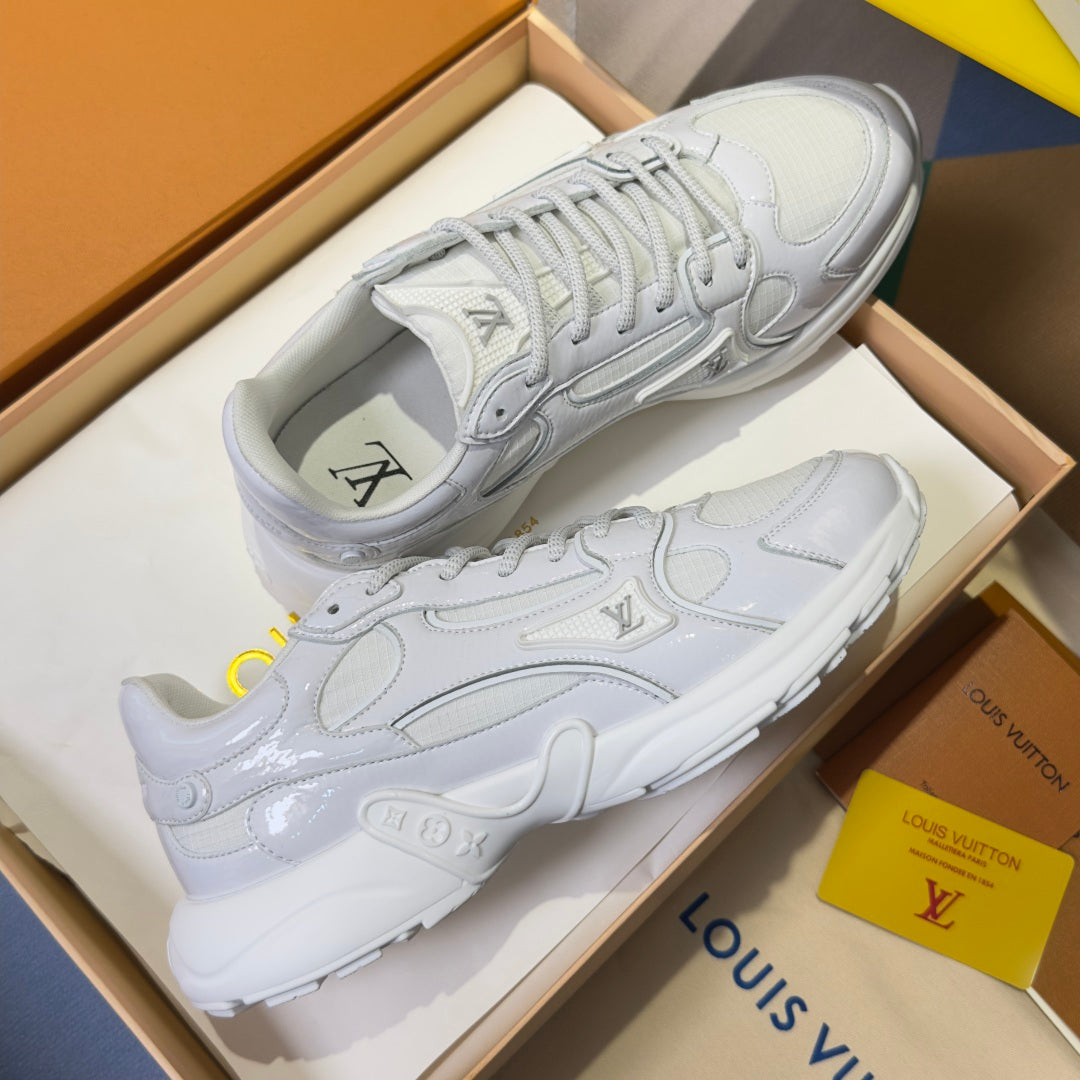 260526 New high-quality and new color knitted technological fabric sports shoes