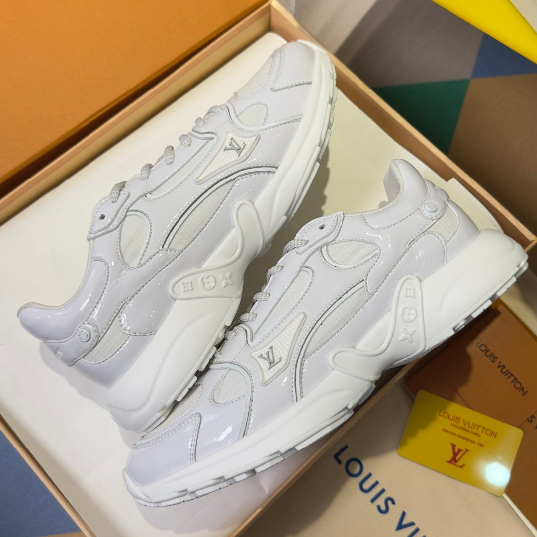 260526 New high-quality and new color knitted technological fabric sports shoes