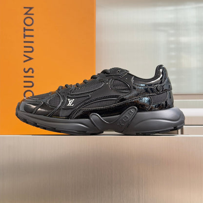 260526 New high-quality and new color knitted technological fabric sports shoes