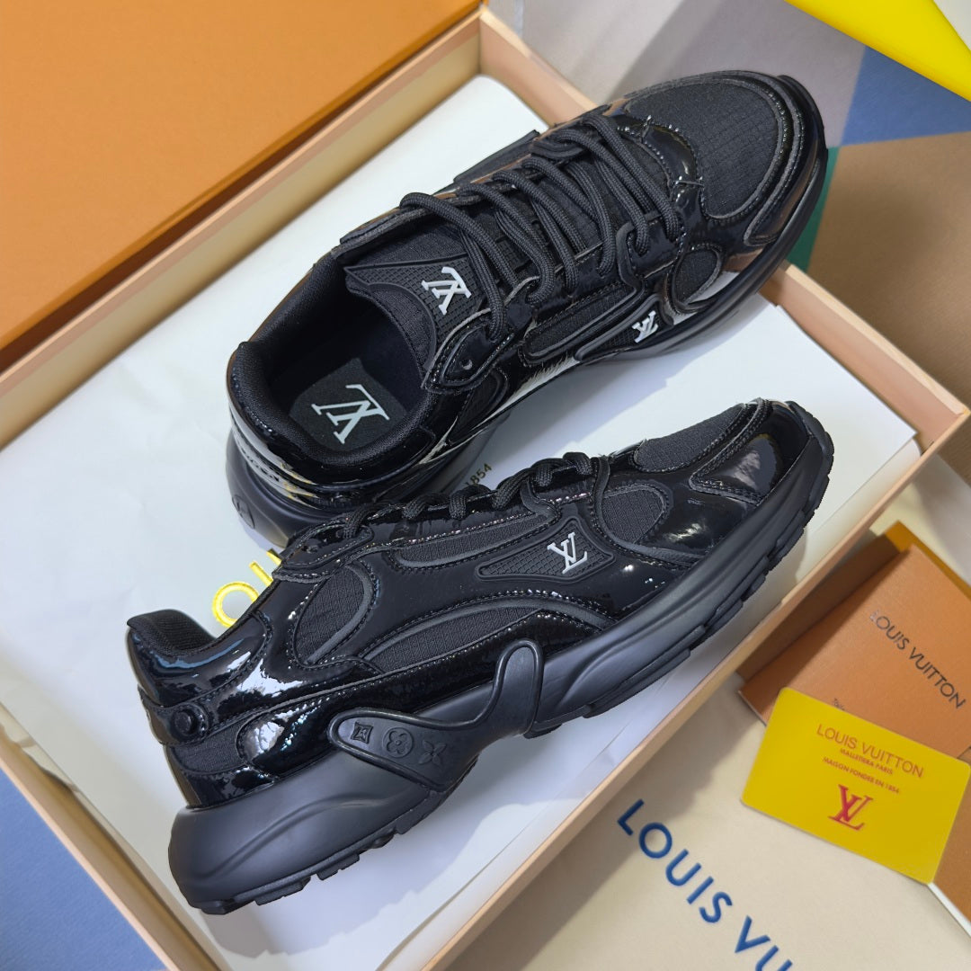 260526 New high-quality and new color knitted technological fabric sports shoes