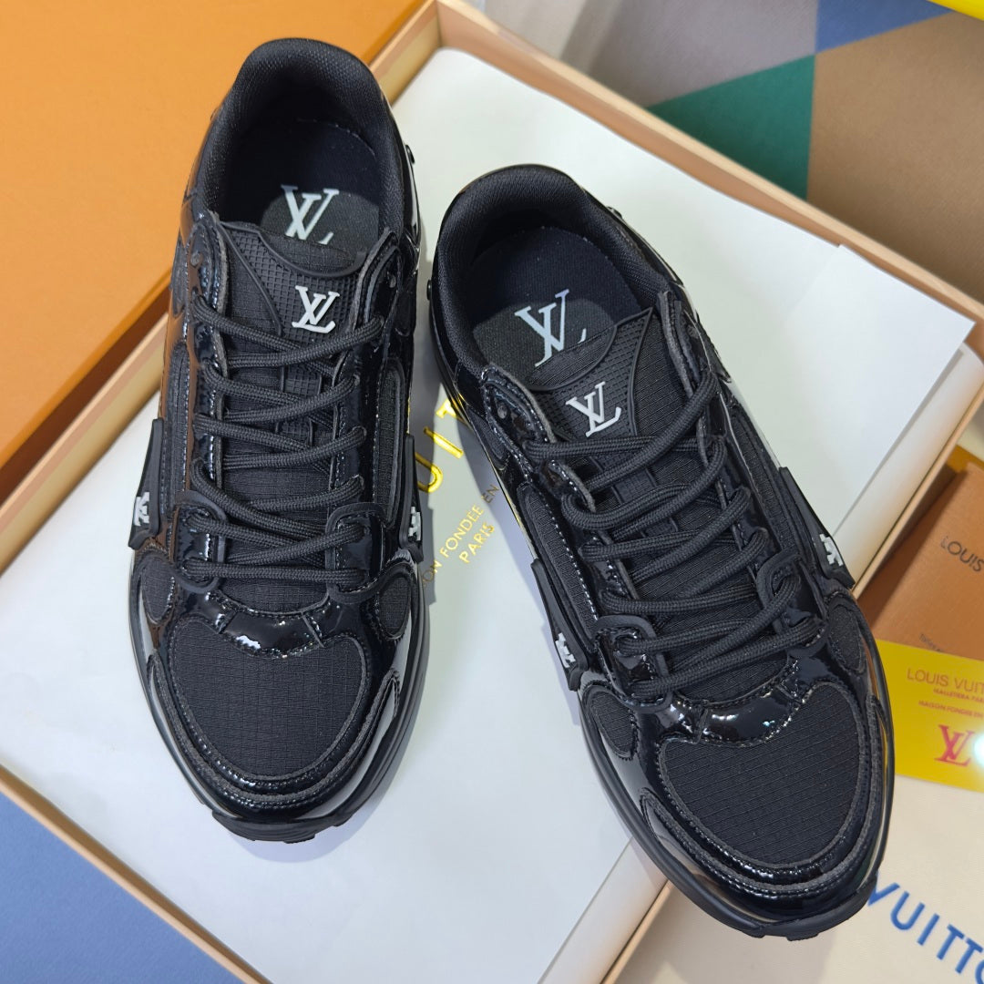 260526 New high-quality and new color knitted technological fabric sports shoes
