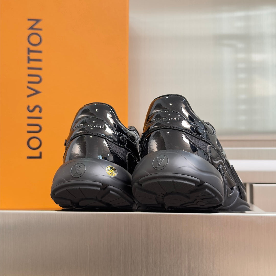 260526 New high-quality and new color knitted technological fabric sports shoes