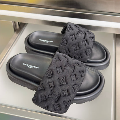 260526 New high-quality, new color combination Velcro platform sandals
