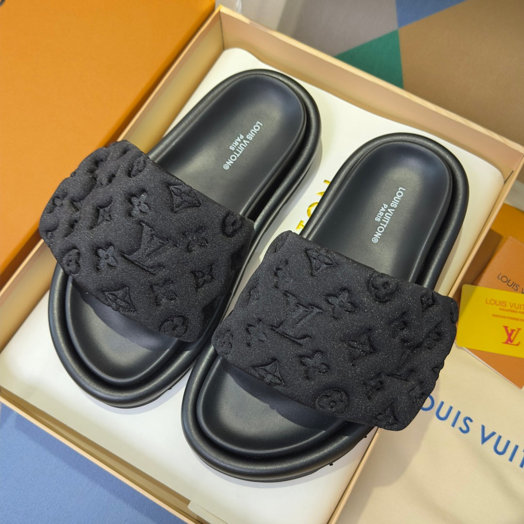 260526 New high-quality, new color combination Velcro platform sandals