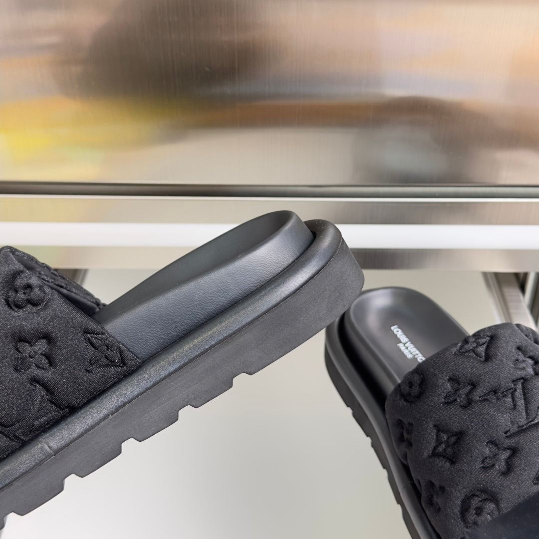 260526 New high-quality, new color combination Velcro platform sandals