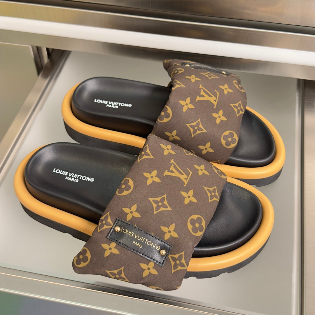 260526 New high-quality, new color combination Velcro platform sandals