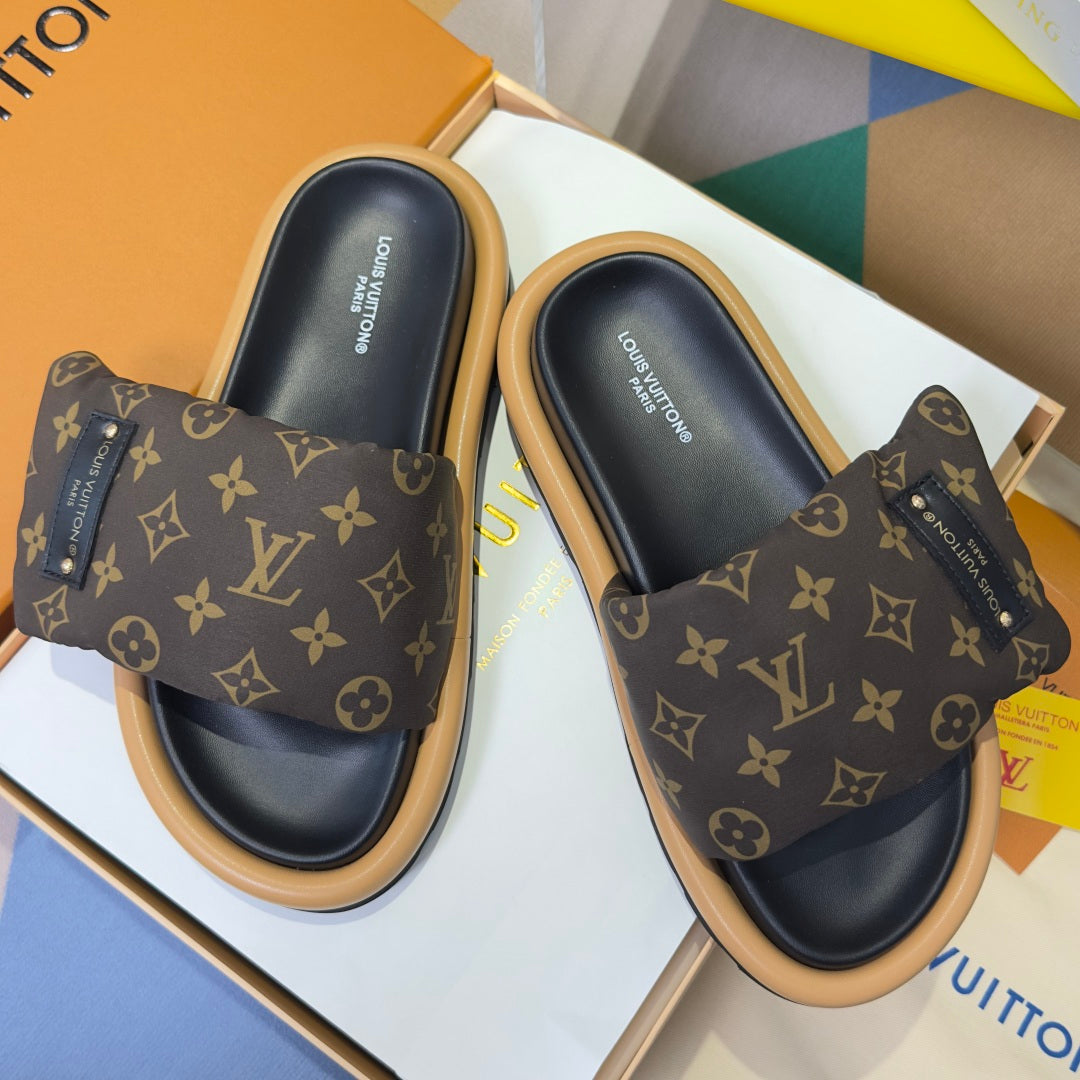 260526 New high-quality, new color combination Velcro platform sandals